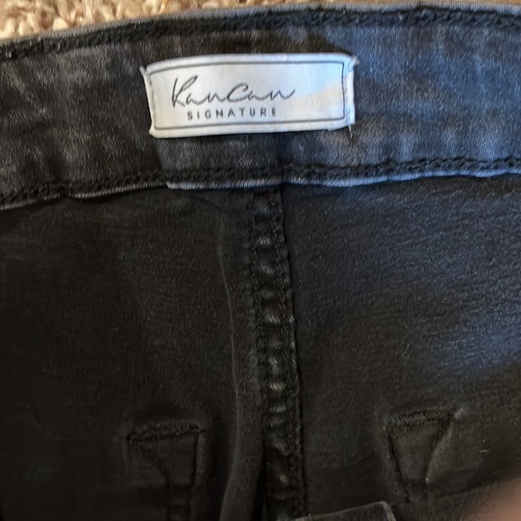 KanCan high rise flares - Picture 2 of 4